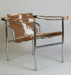 Armchair — Le Corbusier