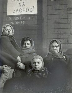 “on To The West” Reads The Sign On The Railroad Car In Which These Polish Jews Were Repatriated From The Asiatic Region Of The Ussr — John Vachon