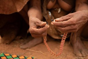 Mastering The Beadwork — テッサ・バーリン
