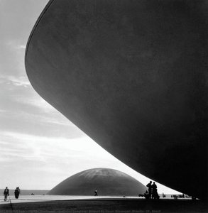 Narodni Svet, Projekt Oskarja Niemeyerja, Belo Gradsko Mesto. Brazilija — Marcel Gautherot