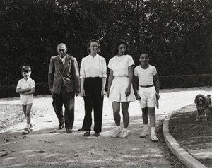 Lawrence, Arnold, Gertrud, Nuria And Ronald Schoenberg — Asa Gregory Andrew Germann