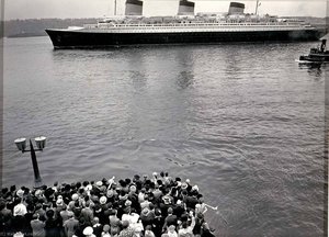 Normandie, North River, Manhattan, From Pier 88 — Berenice Abbott