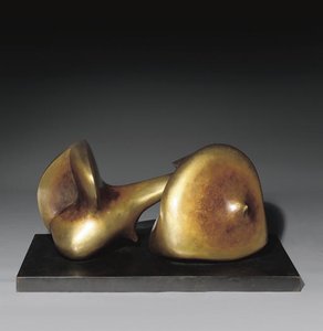 Two Piece Sculpture No. 7; Pipe — هنري مور