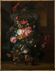 Roses, Convolvulus, Poppies, And Other Flowers In An Urn On A Stone Ledge — Rejhel Rajš
