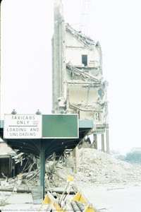 Illinois Central Railroad Demolition — فيفيان دوروثي ماير