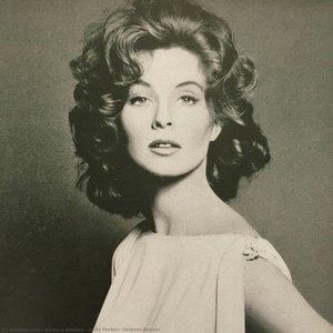 Suzy Parker, Harpers Bazaar — Richard Avedon