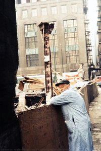 Chicago Stock Exchange Demolition With Workman — فيفيان دوروثي ماير