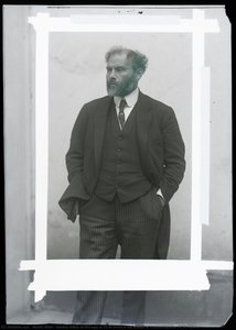 Gustav Klimt At The Age Of 55 In Front Of His Studio At Feldmühlgasse 11 In Vienna — Moritz Nähr