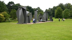 Promenade (3) — Sir Anthony Alfred Caro