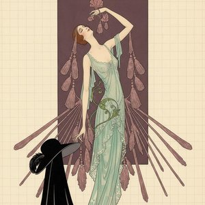 Salbeigraue Und Altrosa Figur Inmitten Von Art-nouveau-ranken