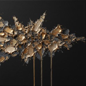 Vergoldeter Bruch: Eine Monumentale Studie Von Spontanem Gold- Und Holzkohlechaos