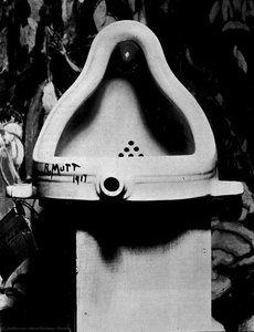 Brunnen — Marcel Duchamp