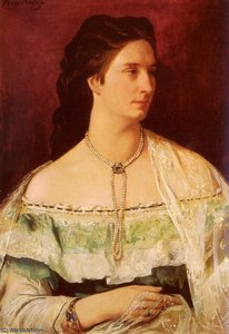 Portrait of a lady wearing a pearl necklace