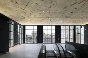 Soffitto Espacial — Lucio Fontana