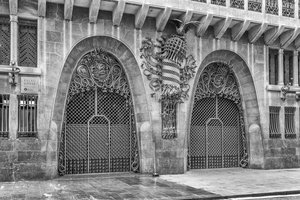 Palau Güell, Barcelona — Antoni Gaudí