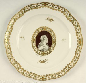 Soup Dish — Kaiserlich Privilegierte Porcellain Fabrique