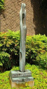 Single Form (antiphon) — Barbara Hepworth