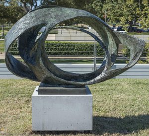 Oval Form (trezion) — Barbara Hepworth