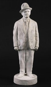 Estatueta Representando O Velho Falconi — Aníbal Monteiro Machado