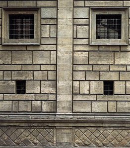 Palazzo Ruccelai Façade (detail) — Leon Battista Alberti