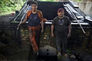 José Ángel Pérez Y Tomás López — Fidel Ugarte