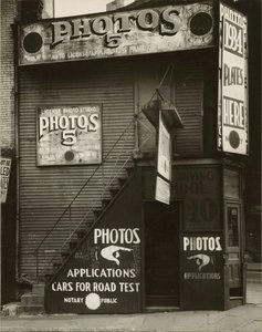 License Photo Studio, New York — Walker Evans
