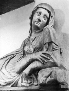 Madonna (detail) — Arnolfo Di Cambio