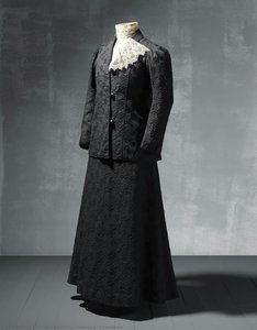 Tailored suit