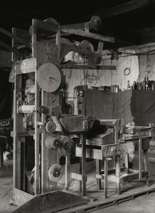 Machine For Printing On Textile — Mariano Fortuny
