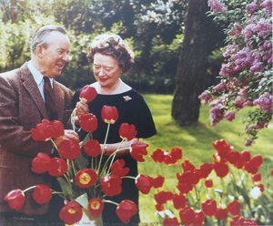 Rt. Hon. And Mrs. Lester B. Pearson With Tulip Named For Him. — Karsh Di Ottawa