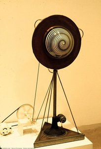Roter Drehscheibe — Marcel Duchamp
