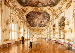 Schönbrunn Sarayı