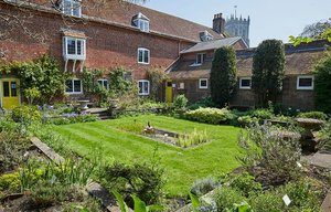 Red House Museum And Gardens