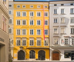 Salzburg International Mozarteum Vakfı Mozart Müzeleri